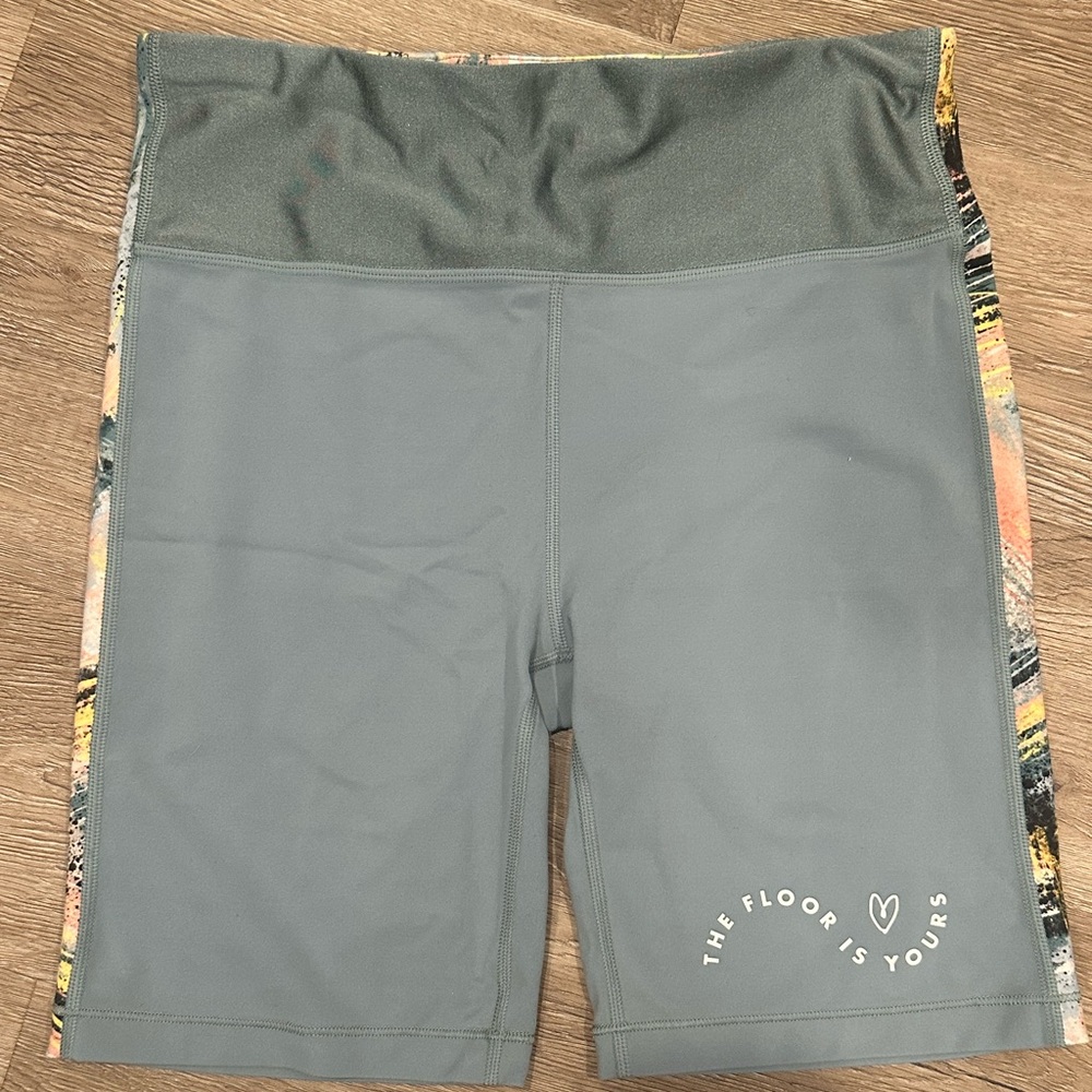 Athleta x Simone Biles girls bike shorts size 16